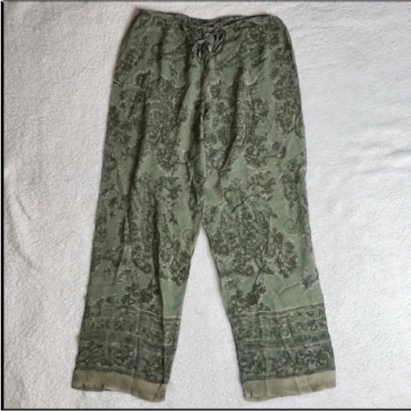 Victoria’s Secret green sheer Lounge Pants Size M loose comfy - Picture 7 of 9